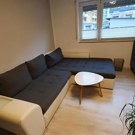 Nahe Cannstatter Wasen Und Stadion Apartment *